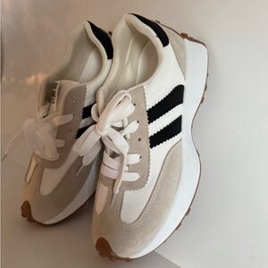 Stylish Women's White and Black Sneakers